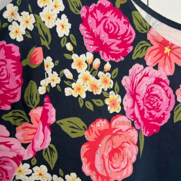 🚫🚫SOLD🚫🚫NWT Quacker Factory Floral Sequin Top - Picture 3 of 6